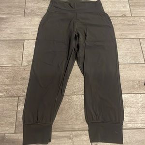 Lululemon size 4 align crop jogger dark gray